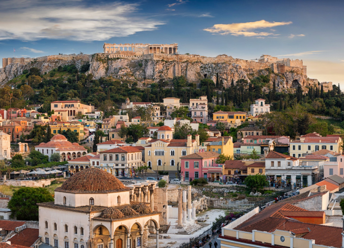 دبي: رحلات السفاري الصحراوية على الكثبان الرملية الحمراء، والدراجات الرباعية، والجمال، والشواء image